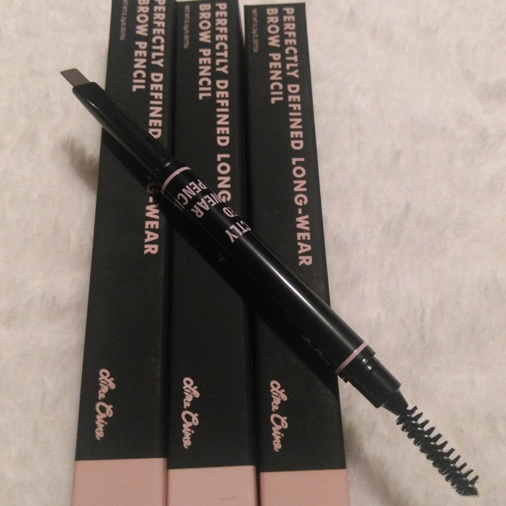 Eyebrow liners